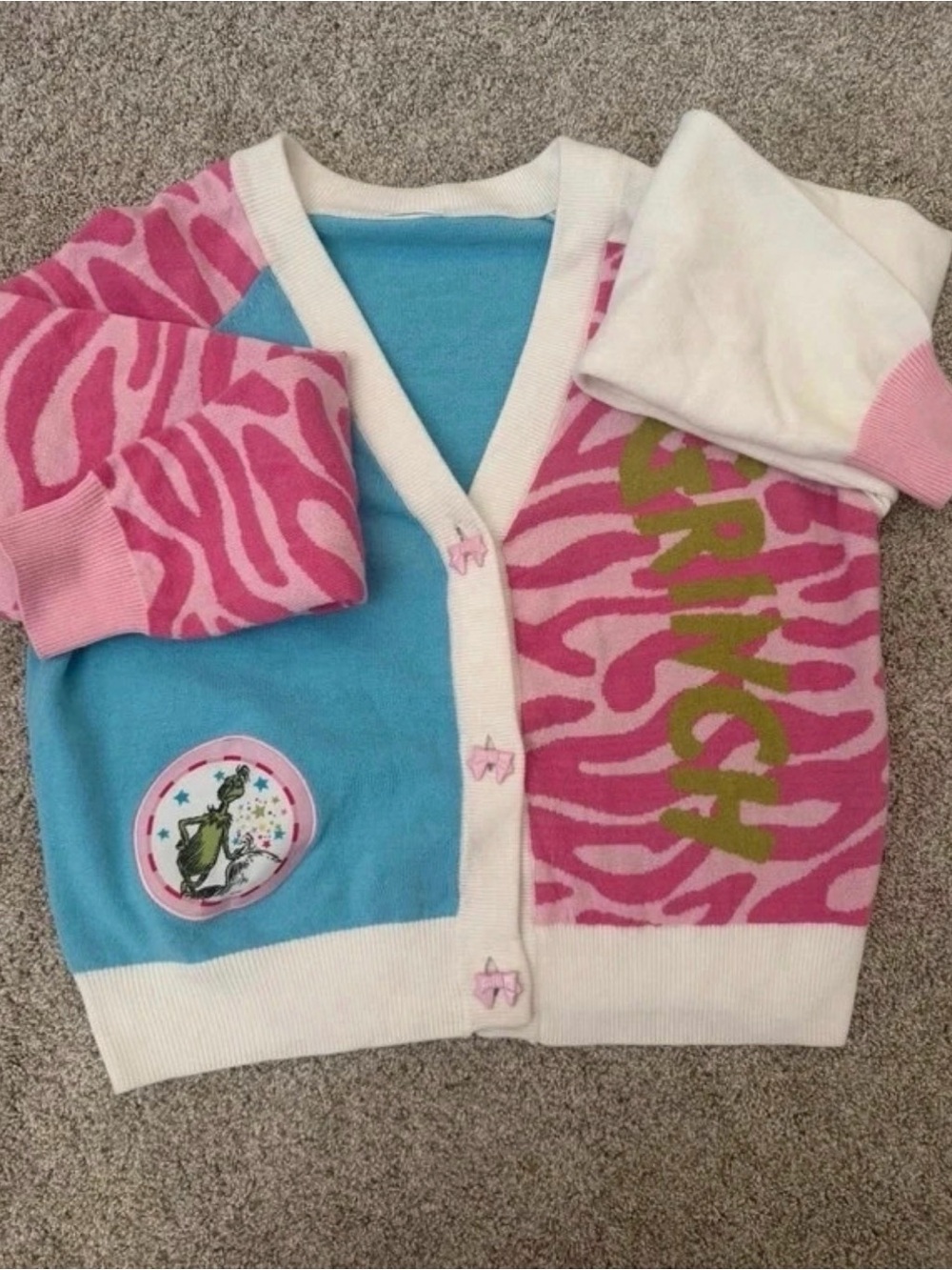 BoxLunch Women Exclusive Dr. Suess grinch Pink & Blue Zebra Print Cardigan SZ M
